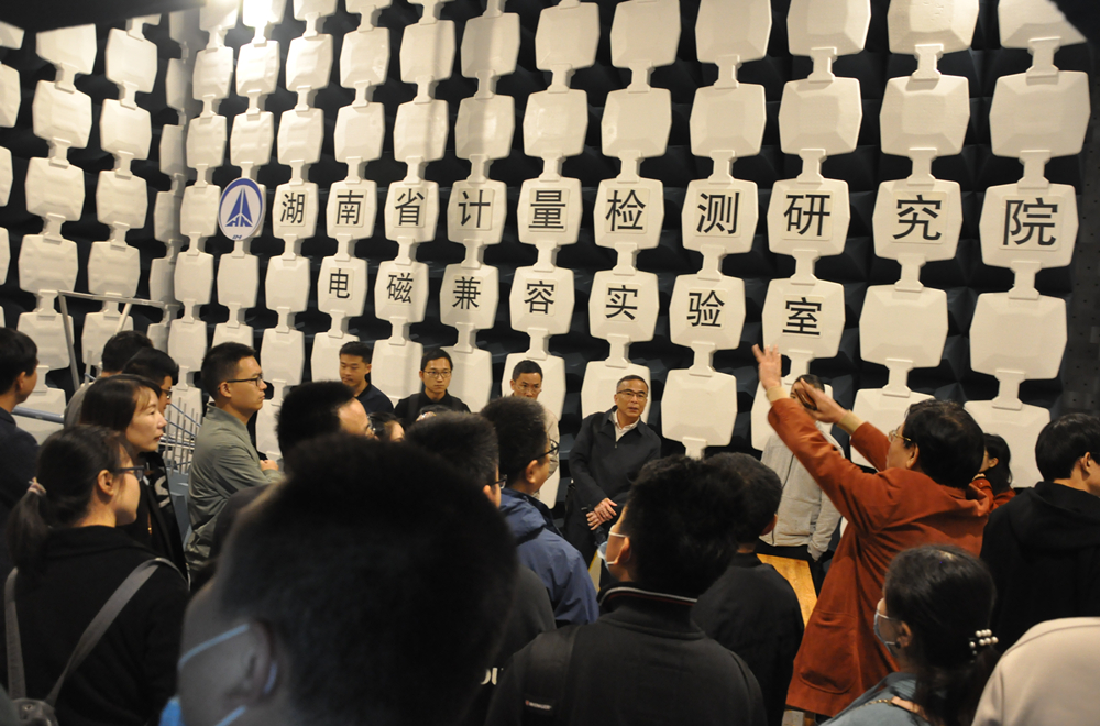 聯(lián)學(xué)聯(lián)創(chuàng)，半床棉被