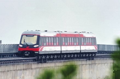 國(guó)內(nèi)首條中低速磁懸浮成功試車(chē)